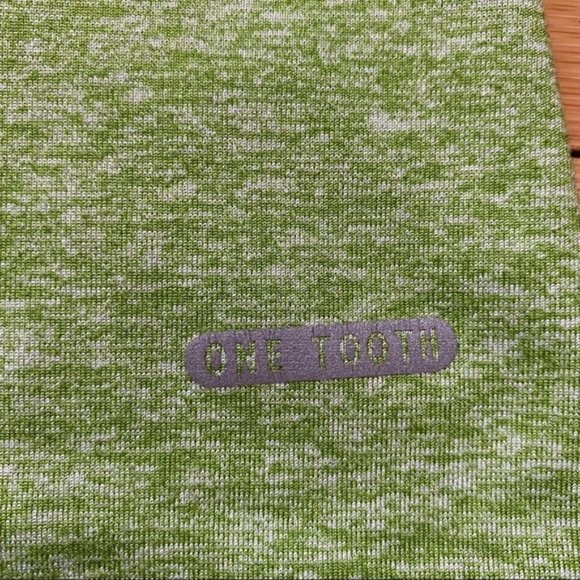 One tooth tank top? - Picture 2 of 5